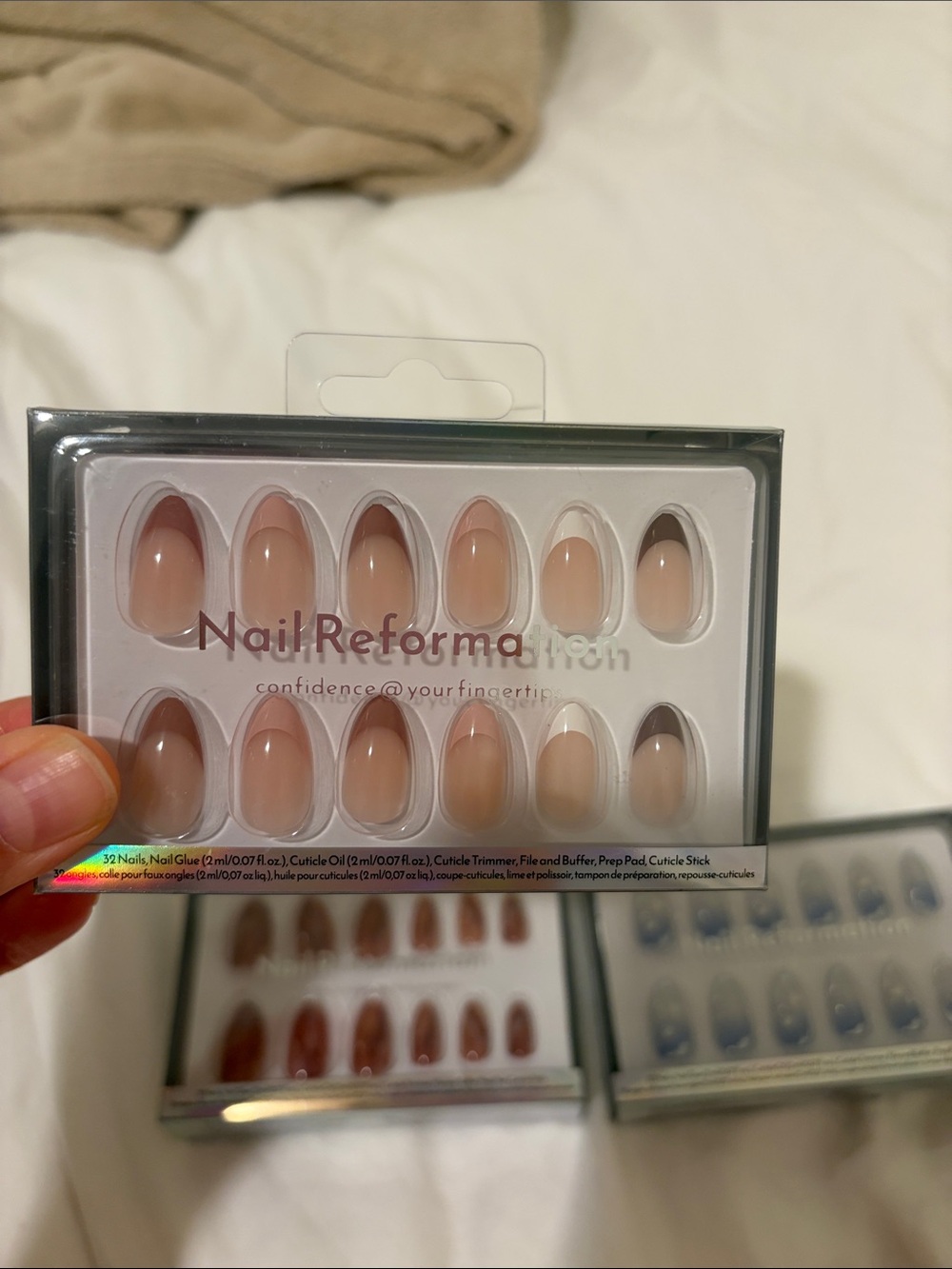 4 x Nail Reformation Assorted Press-On Nail Sets - Picture 4 of 6